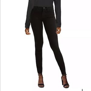 Levi’s High-Rise Jeans